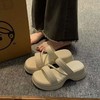 【夏季新款，舒适百搭】厚底的垫高，舒适柔软，百搭休闲，防滑耐磨。这款夏季新款凉拖鞋，是你衣柜里必备的单品，让你时尚个性、高级感十足！ 商品缩略图5
