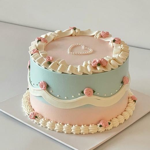 复古粉蓝裱花蛋糕 商品图0