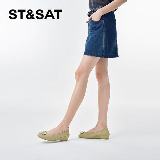 星期六优雅花扣坡跟鞋SSC111130I 商品图6