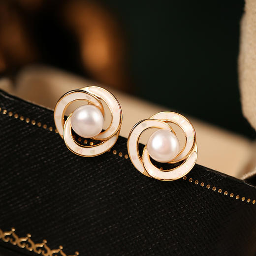 MANREYA玛芮雅“山茶雪韵”天然淡水珍珠三件套耳夹耳钉项链戒指没耳洞也能戴 商品图12