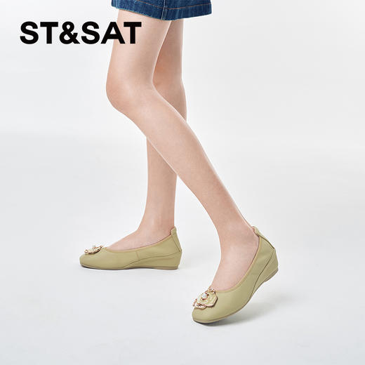 星期六优雅花扣坡跟鞋SSC111130I 商品图5