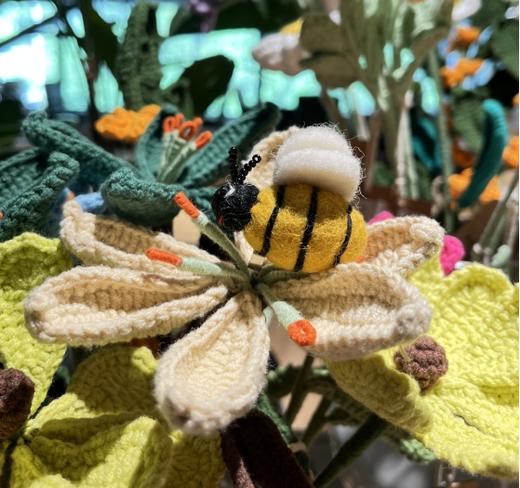 羊毛毡胸针 小蜜蜂 商品图0