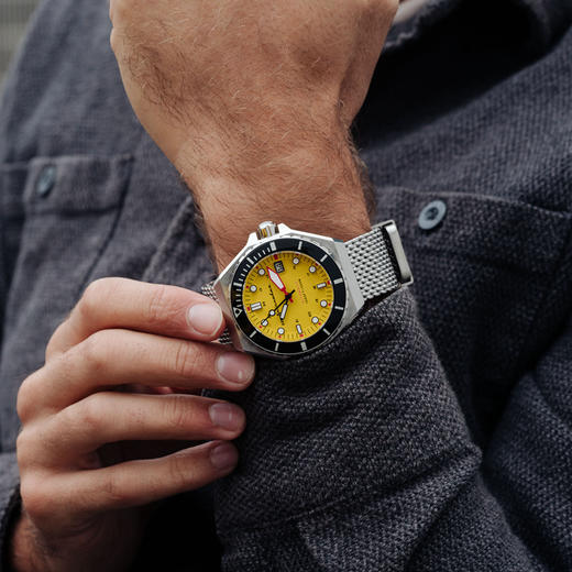 英国SPINNAKER三角帆自动机械表DUMAS男士复古钢链夜光潜水SP5081 商品图5