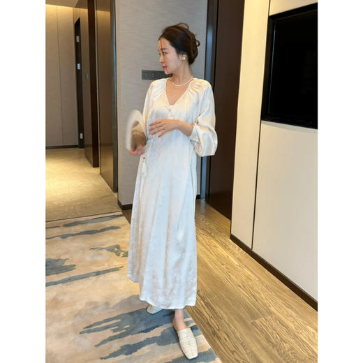 25特价 2404303   新中式提花连衣裙 商品图7