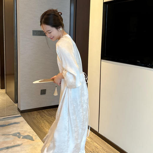 25特价 2404303   新中式提花连衣裙 商品图9