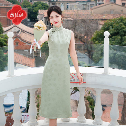 上海逸红颜青青2025夏新款提花手工花瓣领新中式文艺旗袍裙轻礼服 商品图0