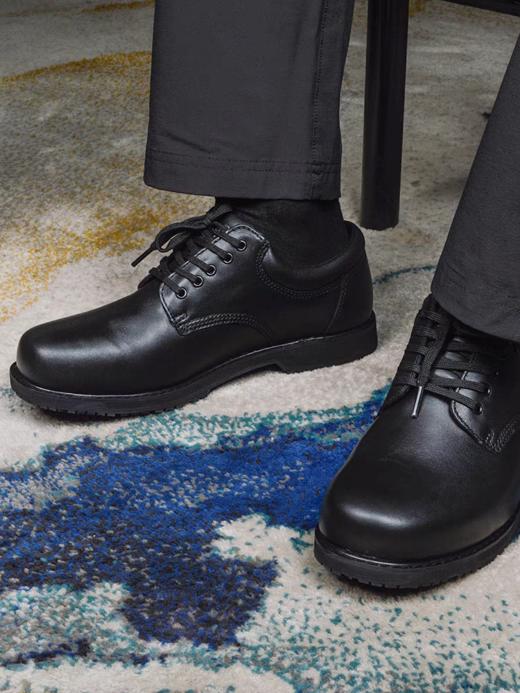 君洛克头层牛皮，防滑大头皮鞋，经典百搭战术皮鞋D19401 商品图2