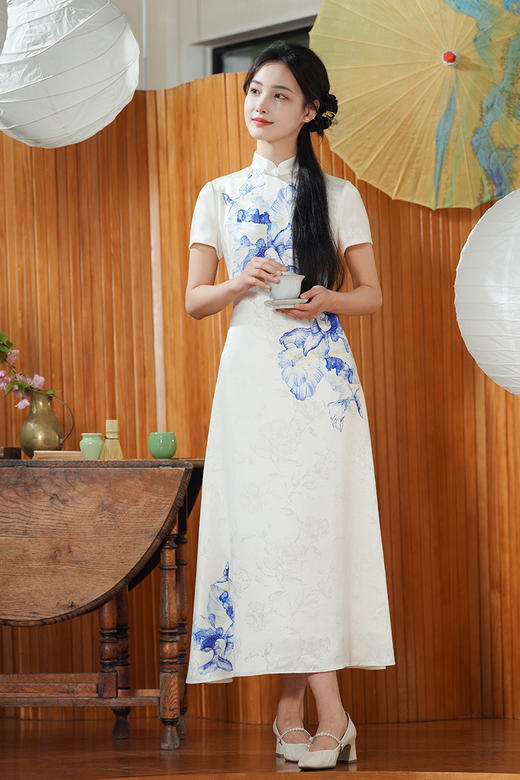 逸红颜明月优选 #『烟岚』收藏级杨紫同款醋酸旗袍,老师傅1对1手工剪裁 ,花型设计师手绘印花 商品图10