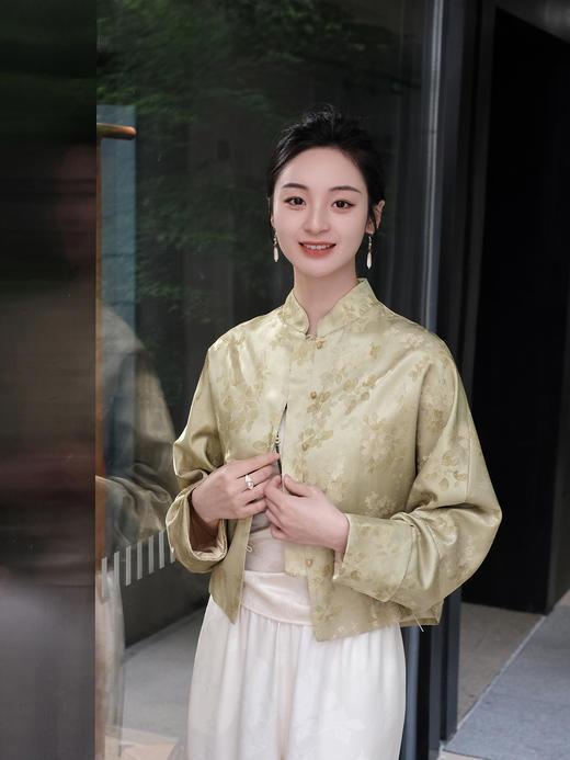 盛唐婧 |倾一如玉叶子花外套-杏色 商品图5