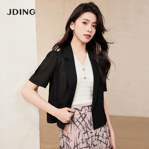 【商场同款】CJKJ403/CJWJ402 “ 法式浪漫针织衫 ” 纯净素洁的米色调，低调娴静 中袖和无袖两款可选 商品图2