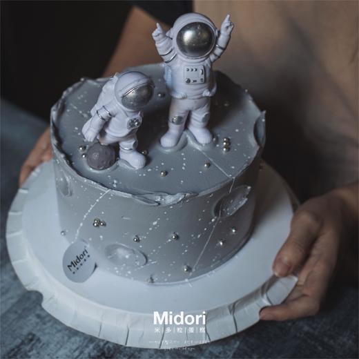 遨游太空 商品图0