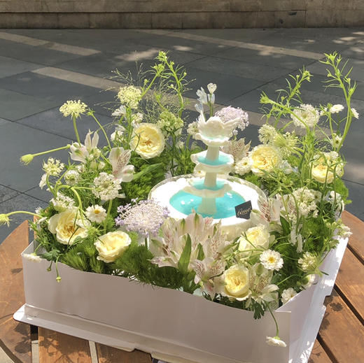 【多比尼鲜花许愿池蛋糕】 商品图7