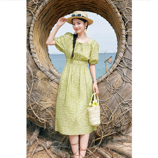 【严选】诗凡黎连衣裙泡泡袖方领碎花裙子女2024春夏新款泡泡袖复古气质SF4190831 商品图1