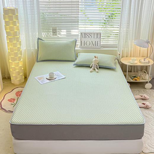 【高品质！细腻柔软，一触即凉】可水洗A类冰豆豆床单 笠裙冰丝凉席三件套 学生宿舍单人空调席 可机洗折叠！-QQ 商品图11