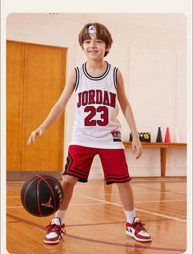 #JORDAN潮“篮”穿搭合集