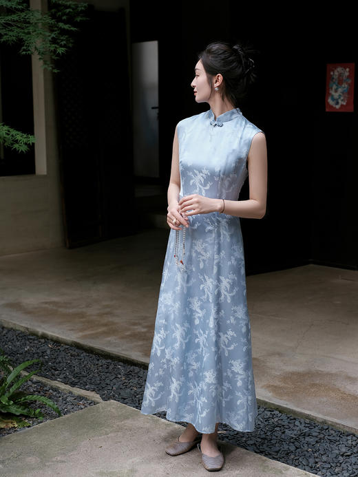 盛唐婧 |桑蚕丝龙纹葫芦盘扣连衣裙 商品图7