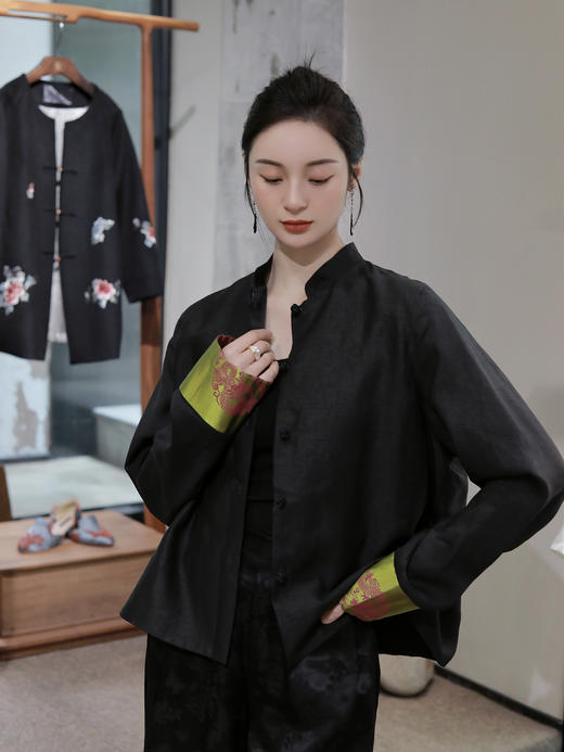 盛唐牡丹 |龟纹香云纱配花蕾缎袖口外套 商品图1