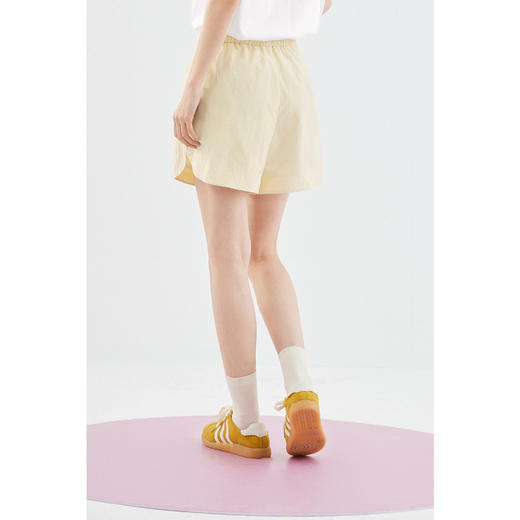 【严选】诗凡黎休闲裤复古轻运动防晒短裤牛筋腰头女2024春夏新款复古时髦SF5150281 商品图4