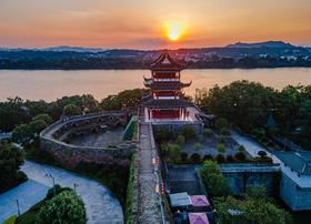 01月17日定南古城，关西客家围屋、赣州古城、赣州古浮桥、郁孤台、4天采风之旅