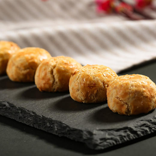 百年白记杏仁酥，百年老字号，5大桶组合，美味糕点，传统工艺制作，用料纯正，金黄酥脆，满口溢香，营养丰富，适合每个人的香酥美味M 商品图2