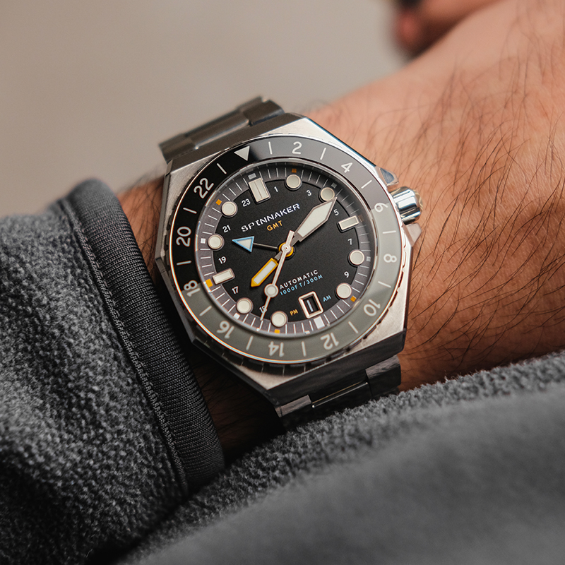 新款SPINNAKER三角帆GMT双时区八角壳自动机械表钢带防水夜光5119