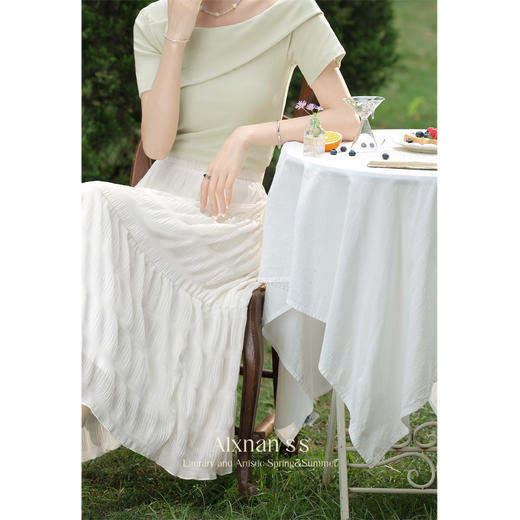 鹿向南「密竹翠隐」法式短袖t恤女2024夏季新款不规则设计感上衣 商品图4