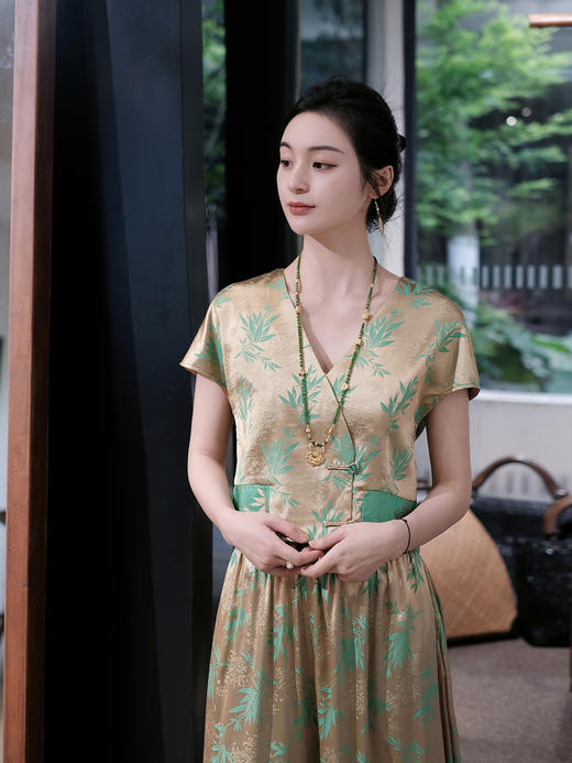 盛唐婧 |桑蚕丝竹菊清影双色提花裤子 商品图7