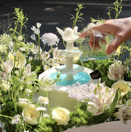 【多比尼鲜花许愿池蛋糕】 商品图3