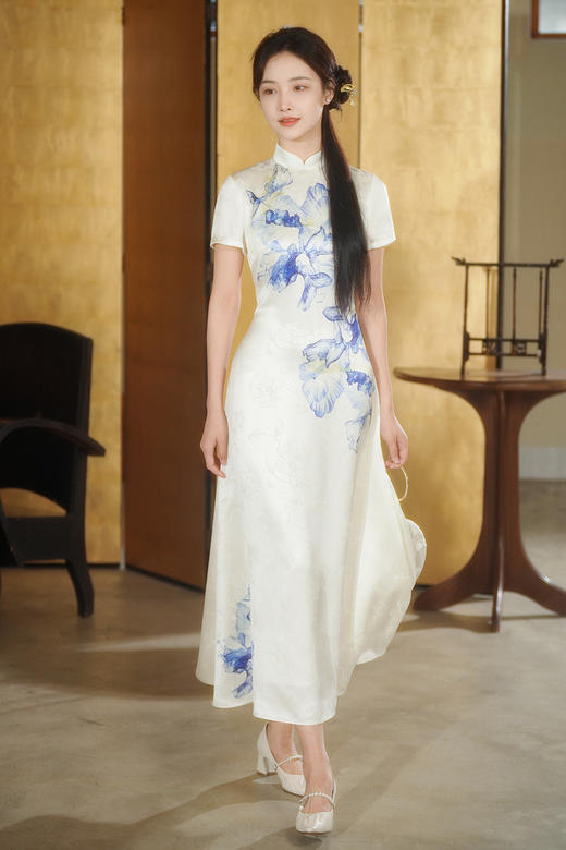 逸红颜明月优选 #『烟岚』收藏级杨紫同款醋酸旗袍,老师傅1对1手工剪裁 ,花型设计师手绘印花 商品图6