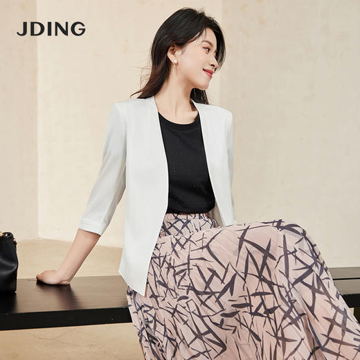 【商场同款】CJSJ428 “ 清新竹叶半裙  ” 低饱和粉色调 结合竹叶印花图案展现东方女性的淡然闲适、雅致韵味 塔裙结构设计 富有层次 显高显瘦 轻薄雪纺抗皱舒适 商品图5