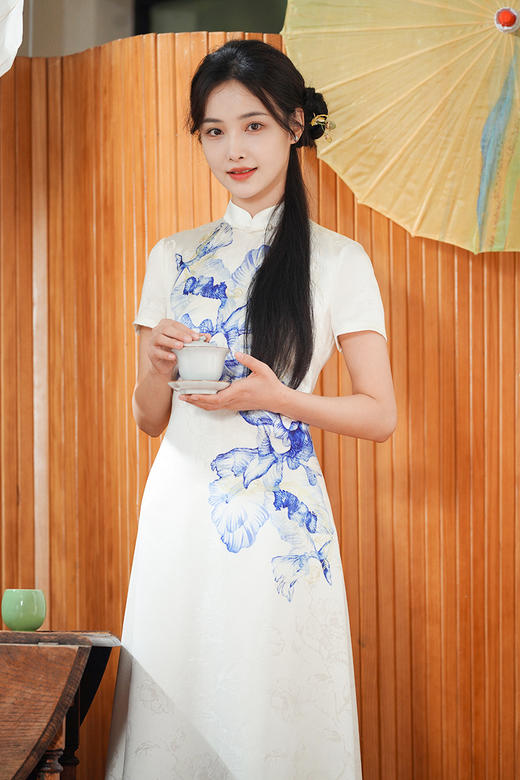 逸红颜明月优选 #『烟岚』收藏级杨紫同款醋酸旗袍,老师傅1对1手工剪裁 ,花型设计师手绘印花 商品图12