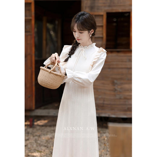 鹿向南《秋叶之舞》气质通勤针织连衣裙秋冬小众设计感中长裙女L330261 商品图1