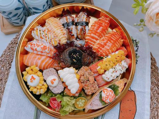 鹅肝三文鱼双人餐（16粒） 商品图1