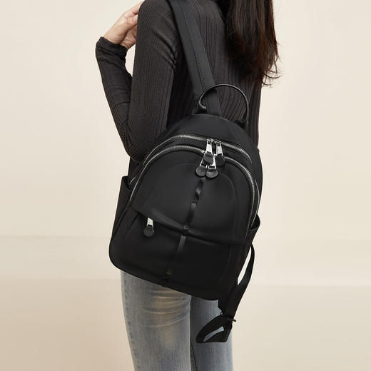 Safiya/索菲娅2024新款时尚背包旅行轻便百搭大容量双肩包女包 SF900584Y 商品图11