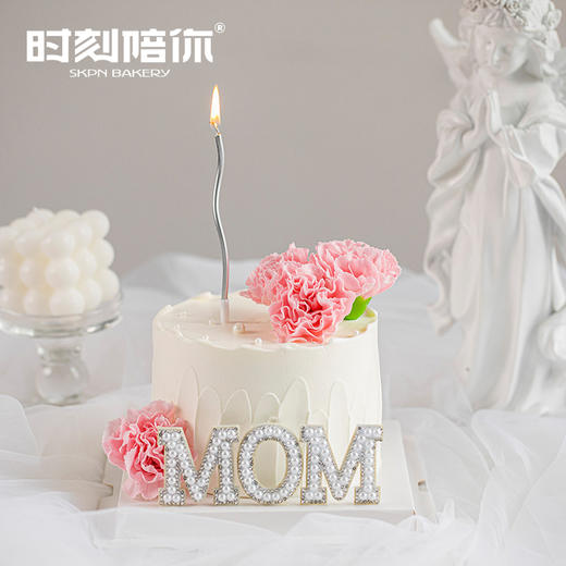【母亲节专属】珍珠MOM 唯美康乃馨花束女神生日蛋糕 商品图0