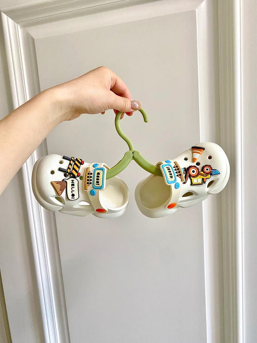 【点点真会选】五一出行必备好物29.9元20支衣架+40个夹子Trees&wind便携式折叠衣架！99.999%的家庭都用得上！ ✅折叠后只有手掌大小，不占空间 ✅优质PP材质，自重轻承重强 商品图7