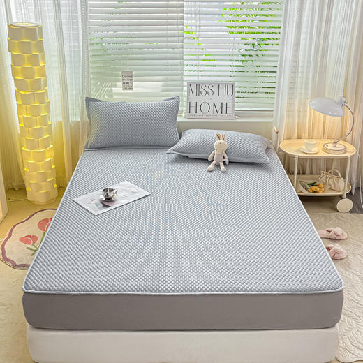 【高品质！细腻柔软，一触即凉】可水洗A类冰豆豆床单 笠裙冰丝凉席三件套 学生宿舍单人空调席 可机洗折叠！-QQ 商品图14