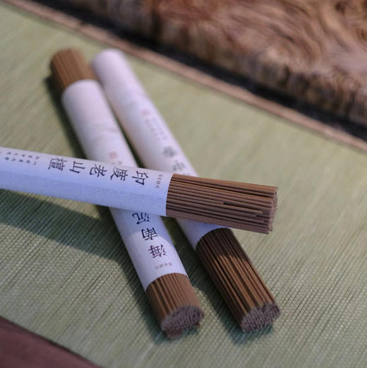 奕虹定制款沉香线香，天然香材制作 调和情智，宁和心神，安神助眠，香熏香家用室内瑜伽卧室香薰 商品图11