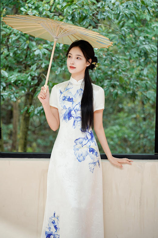 逸红颜明月优选 #『烟岚』收藏级杨紫同款醋酸旗袍,老师傅1对1手工剪裁 ,花型设计师手绘印花 商品图5