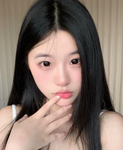 favorrbeauty 年抛 梦回女高 14.5/13.9 美瞳两片装 黑色大直径 少女感 白开水初恋眼 商品图6