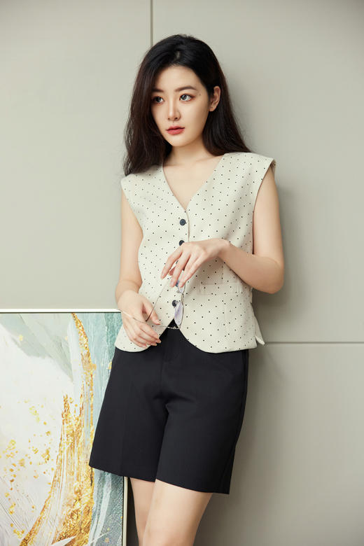 内敛雅致波点马甲 商品图0