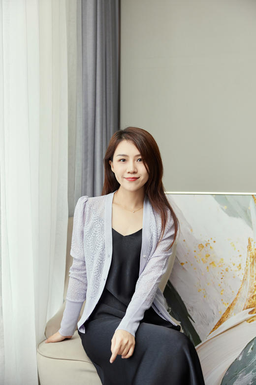 闪闪烫钻提花开衫 商品图0