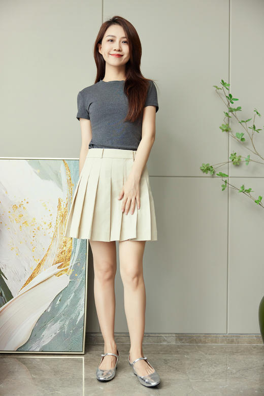 极简百搭瘦瘦T 商品图1