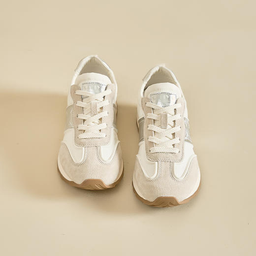 Safiya/索菲娅2024新款复古缎面拼接厚底运动阿甘鞋 SF43112404 商品图6
