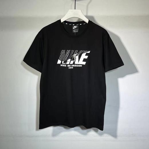 男圆领短袖T1017 商品图0