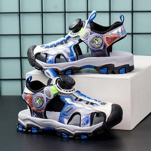 男童凉鞋夏季新款旋转纽扣儿童包头沙滩鞋男孩子中大童软底鞋 商品图1