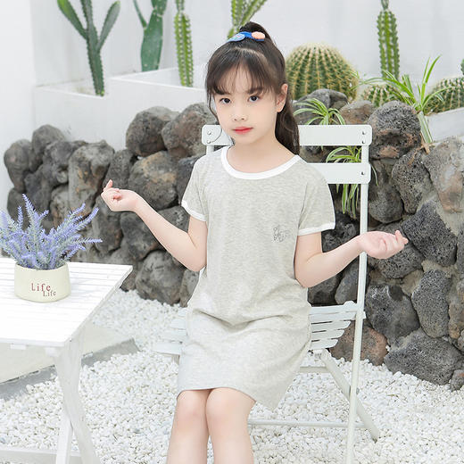 【夏日好眠，公主睡裙】莫代尔针织面料，穿着若无其事。薄如蝉翼，柔如风絮。女童夏季睡裙，温柔如你的梦。 商品图7