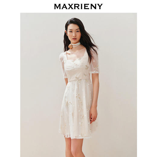 MAXRIENY华丽复古网纱绣花连衣裙2024夏季新款约会领证裙子小白裙(货号:MC85DR327) 商品图2
