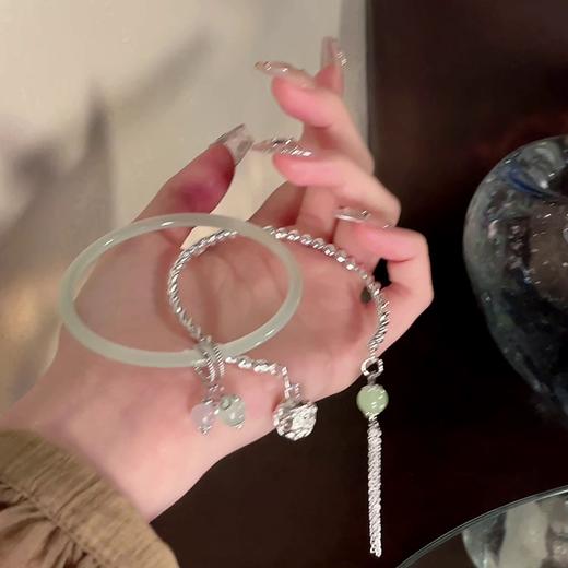 「包邮！两件套」新中式古风国潮铃铛手链 女小众精致手镯配饰手镯时尚饰品 商品图0