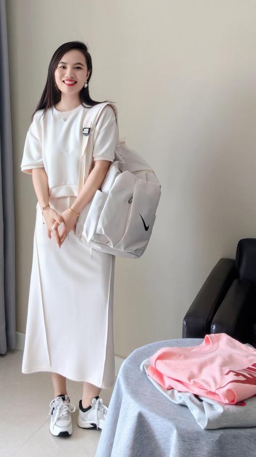 【空气棉上衣+开叉半裙】 运动休闲懒人套装 商品图1